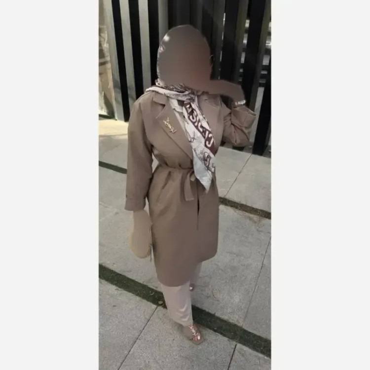 مانتو بلند جلو باز مدل پرستو پارچه بزیاق درجه یک کمربنددار فری سایز