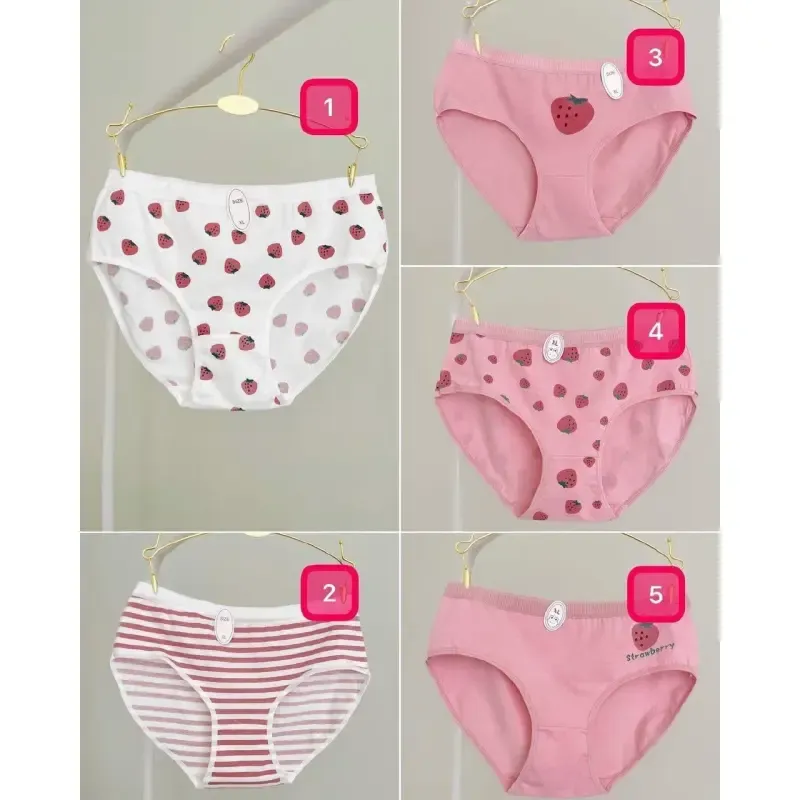 شورت عروسکی نخی طرح توت فرنگی پک 3 عددی سایز L